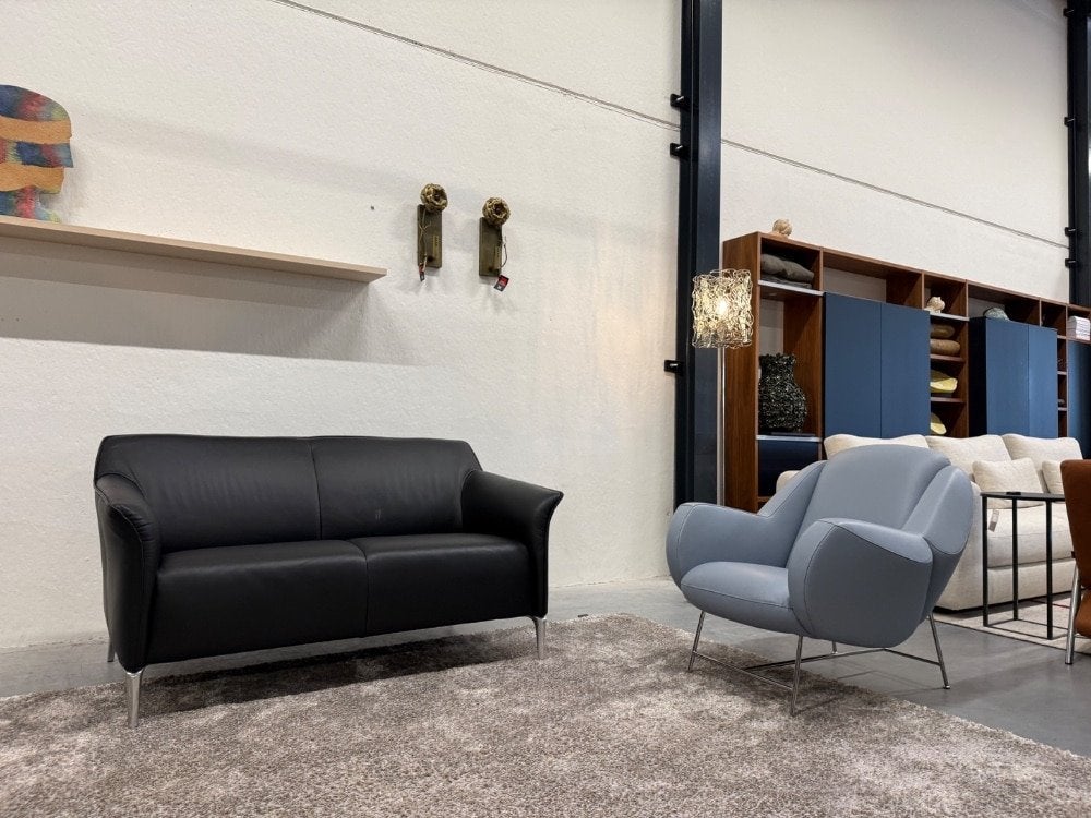 Als nieuw Leolux Mayon bank 2 Zits zwart leer Design 148, Leolux, Info@leolux.nl, Tweepersoons, Ophalen of Verzenden