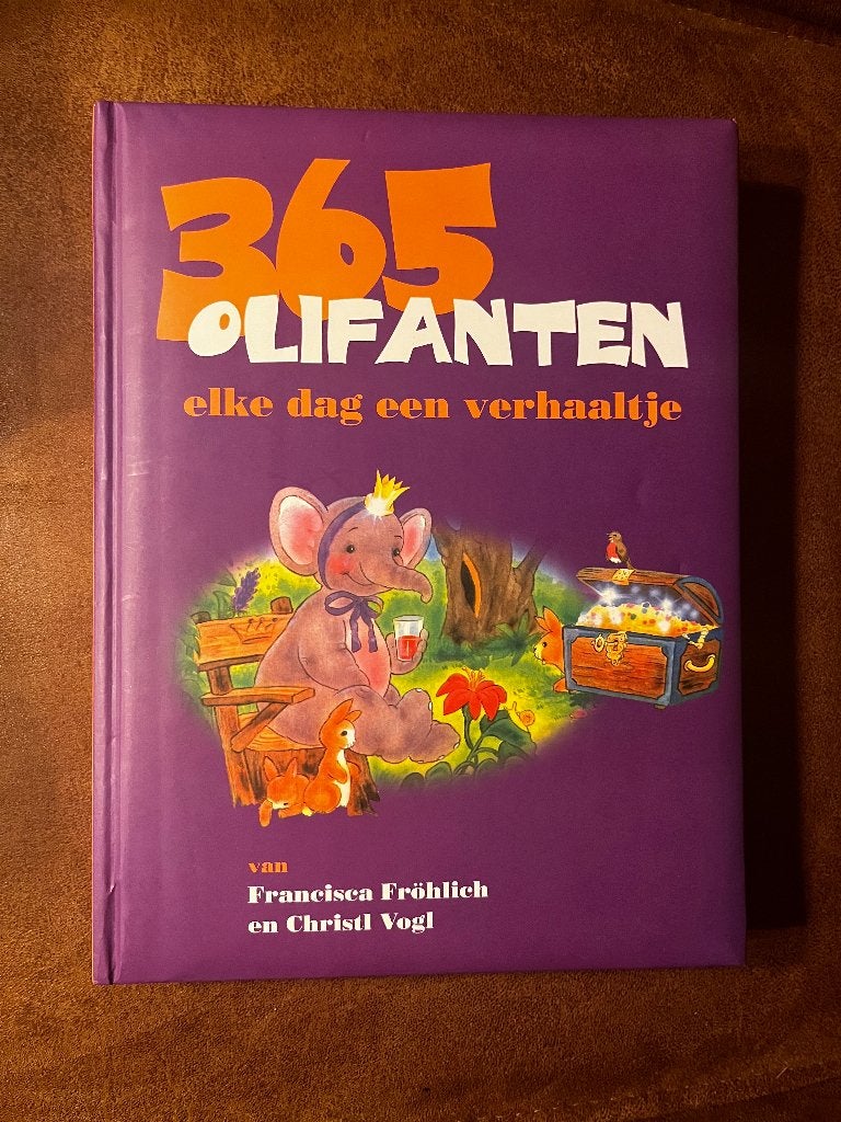 365 Olifanten, Boeken, Ophalen of Verzenden, Zo goed als nieuw, Sprookjes