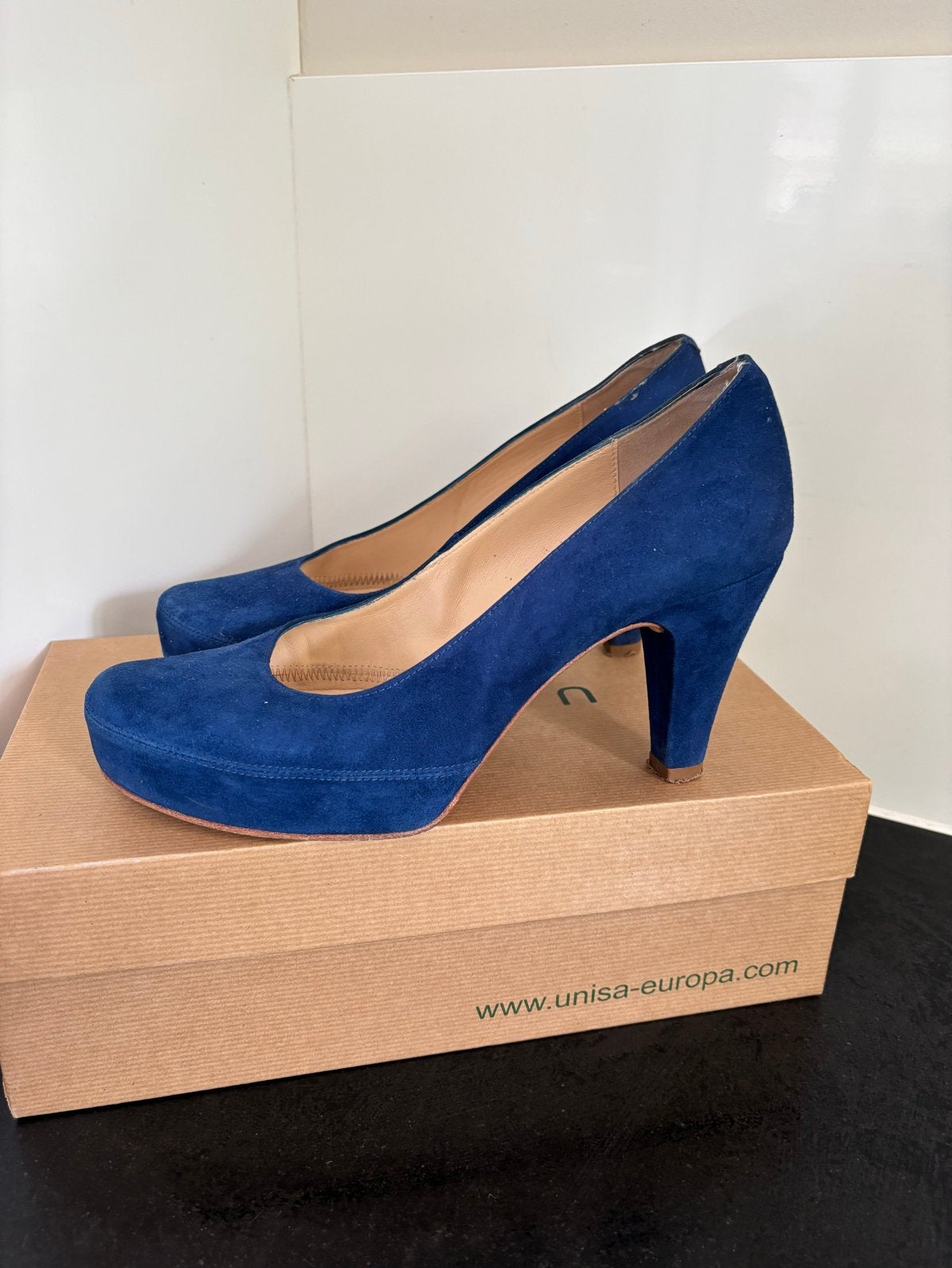 Unisa suède pumps - Maat 39 - Blauw, Verzenden, Gedragen, Blauw, Pumps