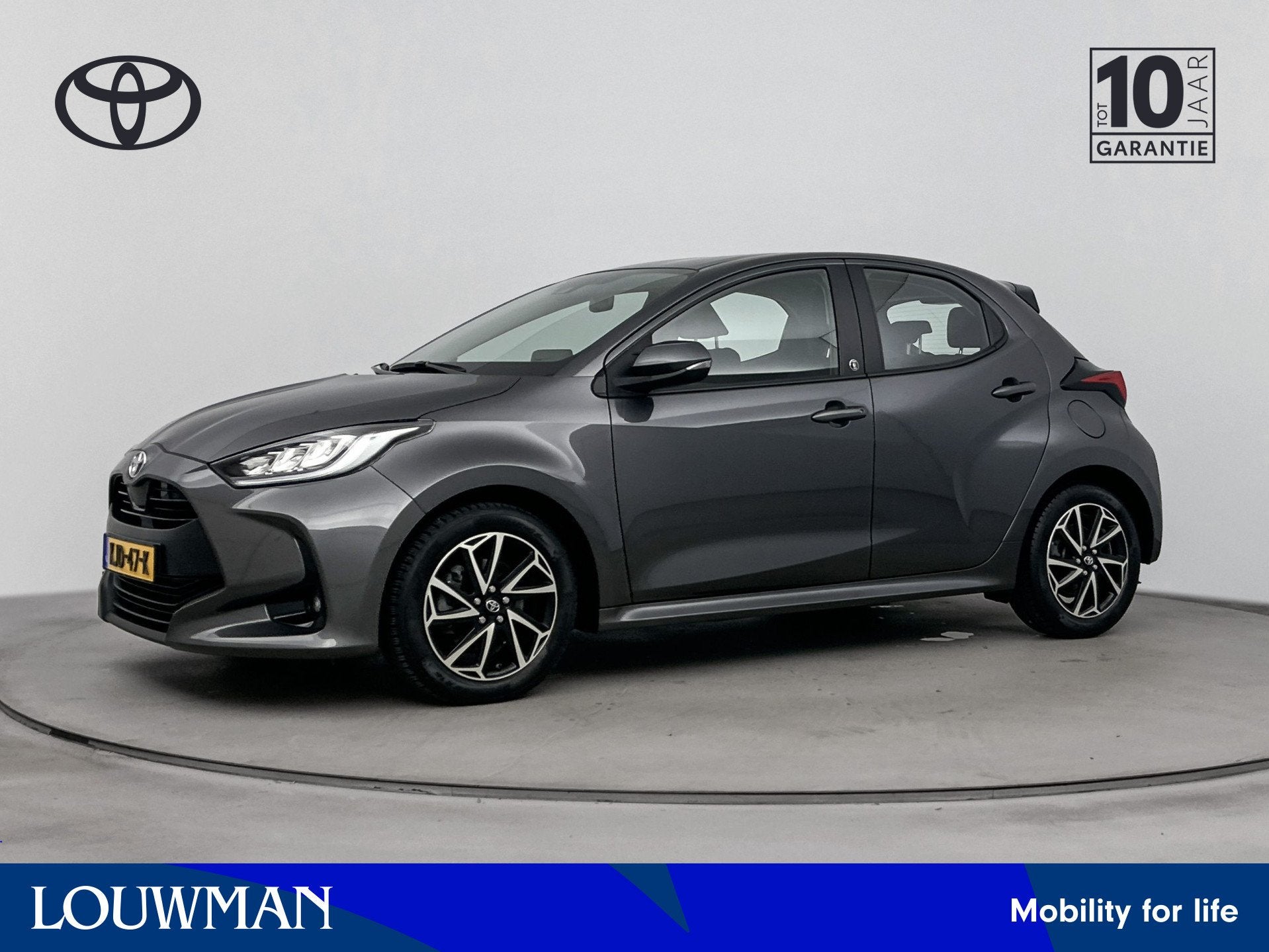 Toyota Yaris 1.5 Hybrid Dynamic | Navigatie | Parkeercamera, Auto's, Toyota, 12 maanden, Gebruikt, 1490 cc, Bedrijf