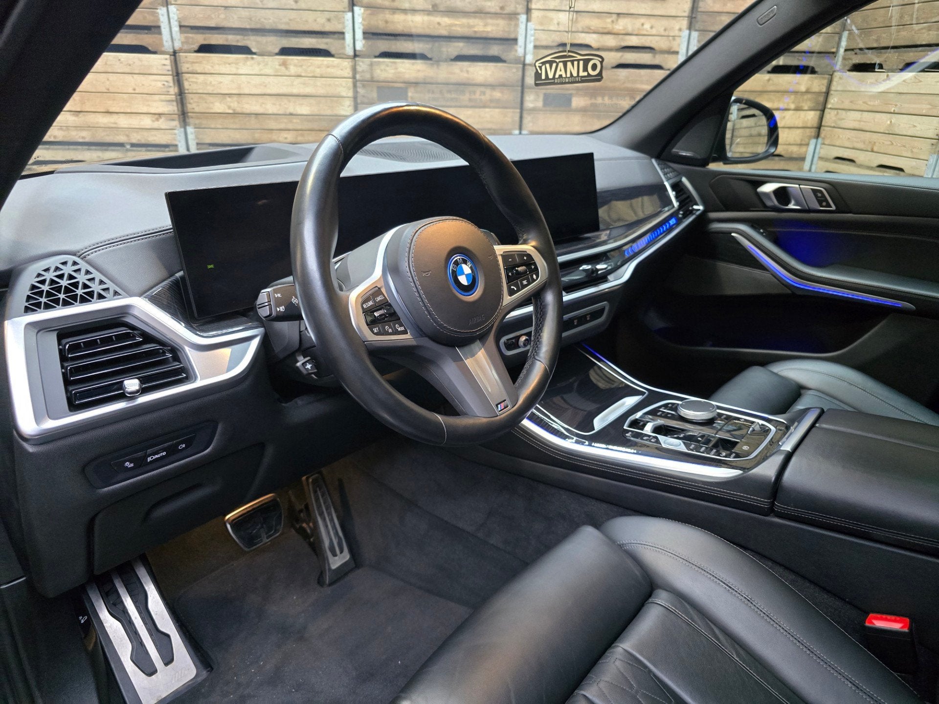 BMW X5 XDrive50e Launch Edition M-Sport Sky Lounge Maxton Pa, Auto's, Dealer onderhouden, Gebruikt, 2395 kg, Zwart