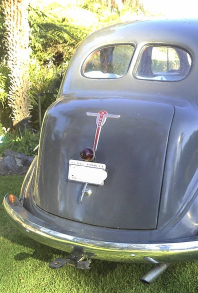 Kofferbakembleem van een DeSoto S5 Deluxe sedan uit 1938., Gebruikt, ., Ophalen of Verzenden, .