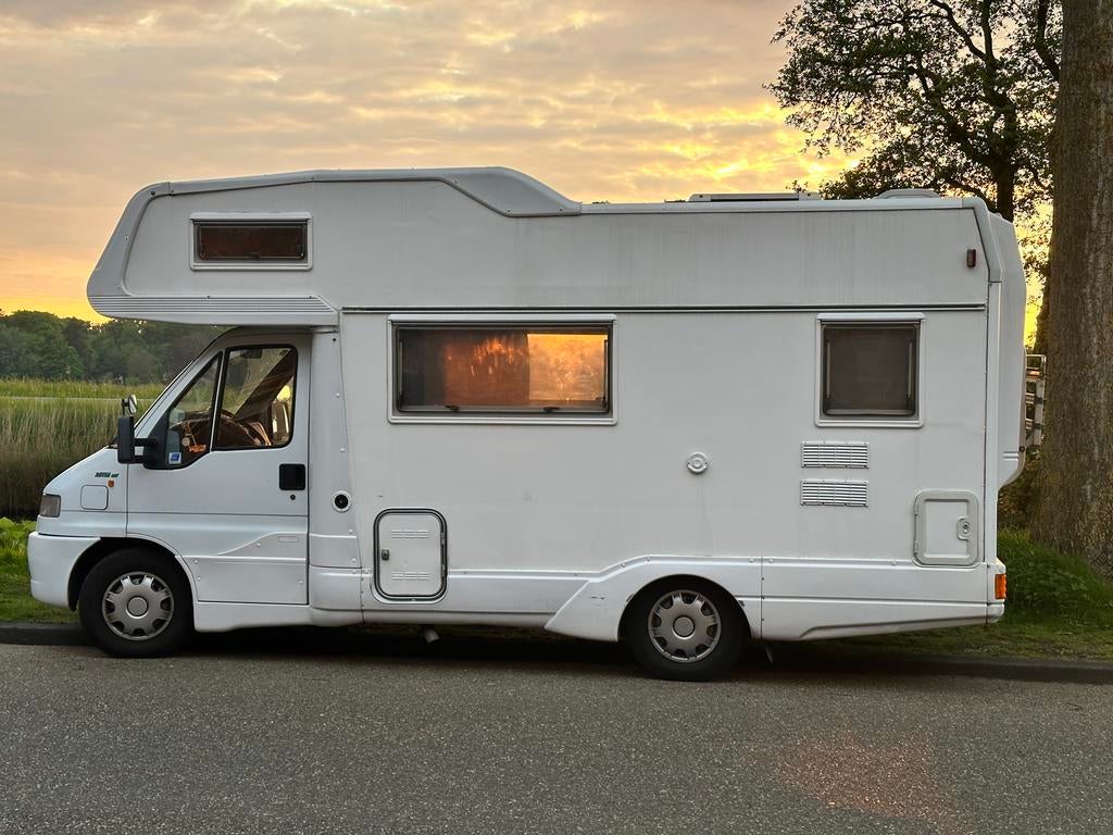 Fendt Alkoof Camper Fiat Ducato 2.5 TD (1995), Caravans en Kamperen, Campers, Brandblusser, Standaard zit, Alkoof, Ringverwarming