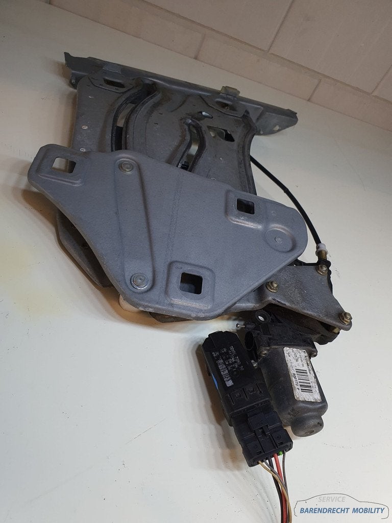 Raammechanisme Renault megane II CC mechaniek rechts achter, Renault Group, Gebruikt, Contact.group@renault.com, Renault