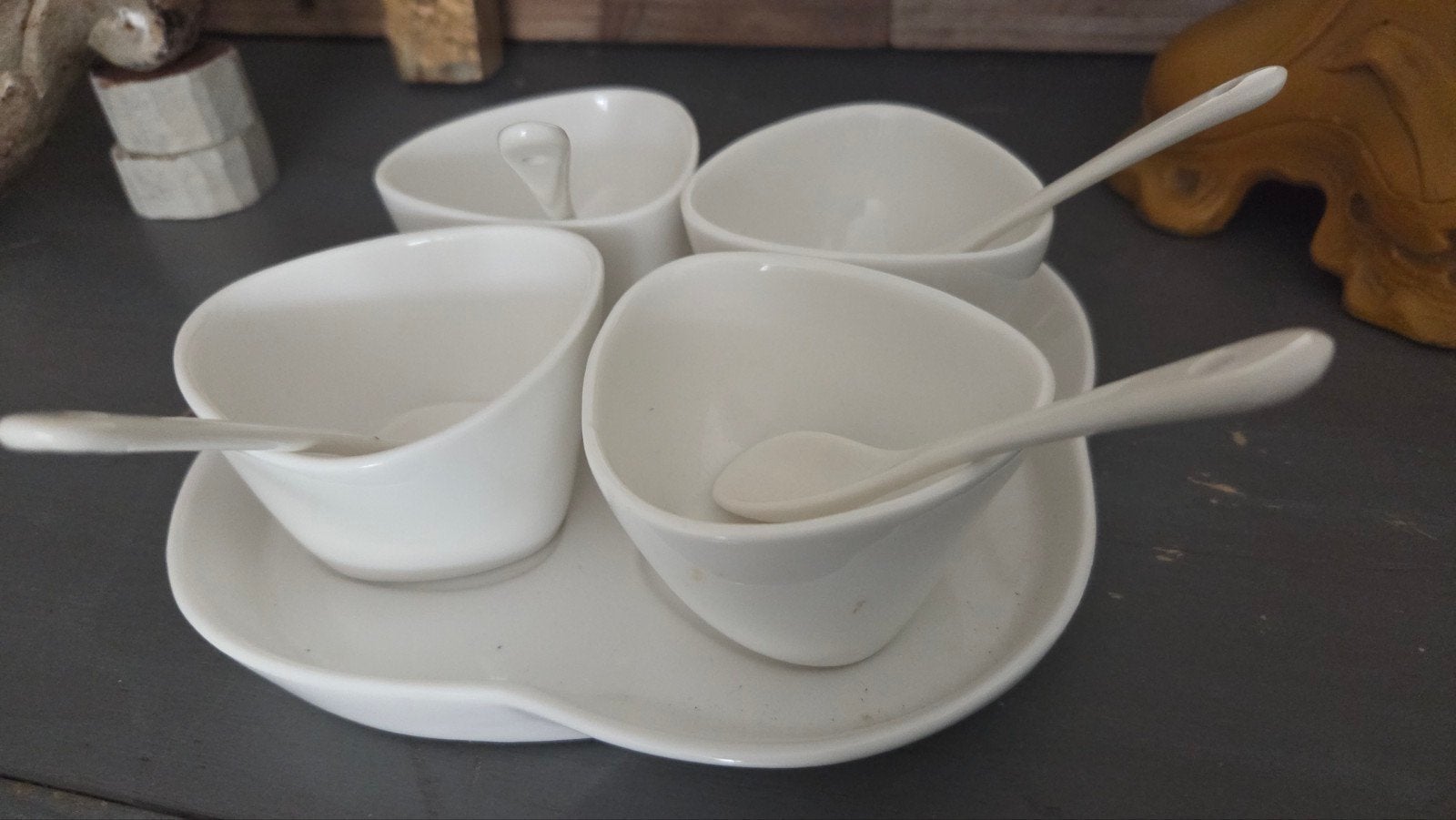 Brocante porseleinen schaaltjes met lepels en onderbord, Antiek en Kunst, Ophalen of Verzenden