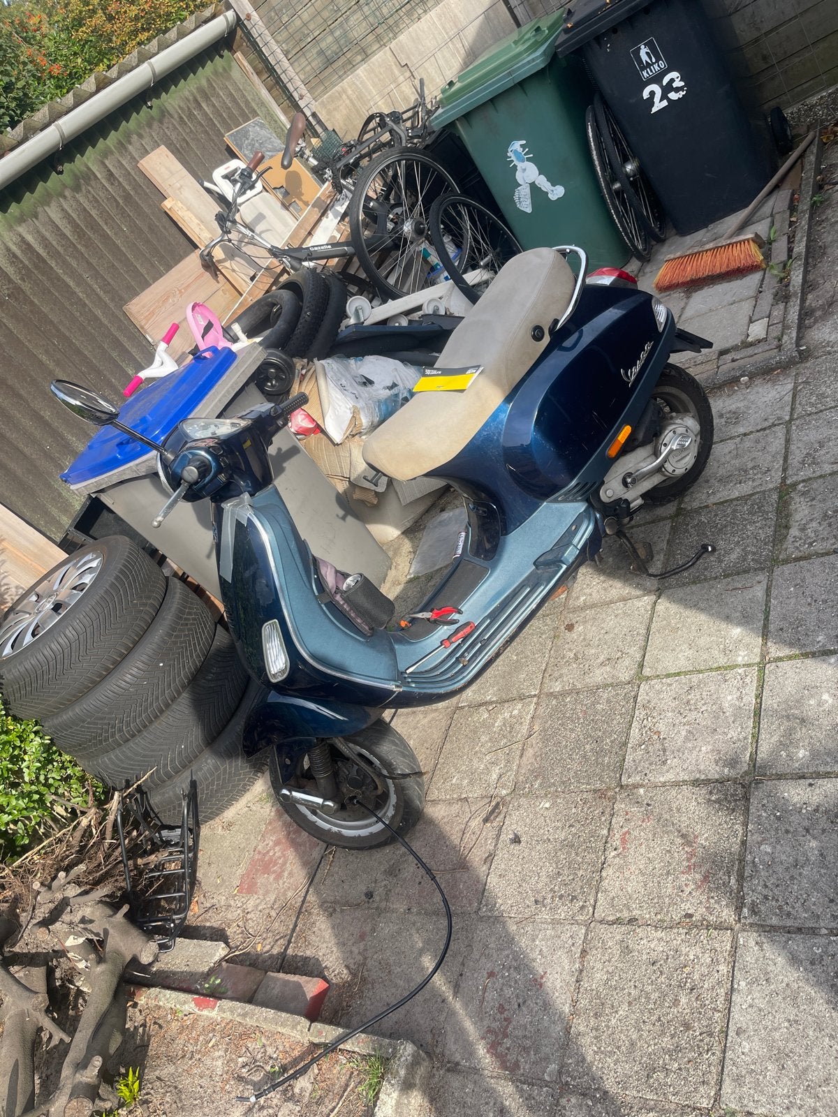 Vespa LX50 4T - Opknapper met roest en schade, Fietsen en Brommers, Ophalen, Gebruikt, Maximaal 45 km/u, Benzine
