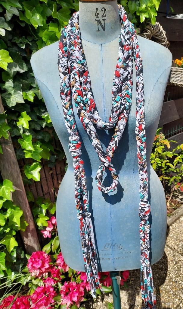 Unieke en kleurrijke gevlochten zpagetti sjaalketting, Verzenden, Nieuw, Overige kleuren, Overige materialen