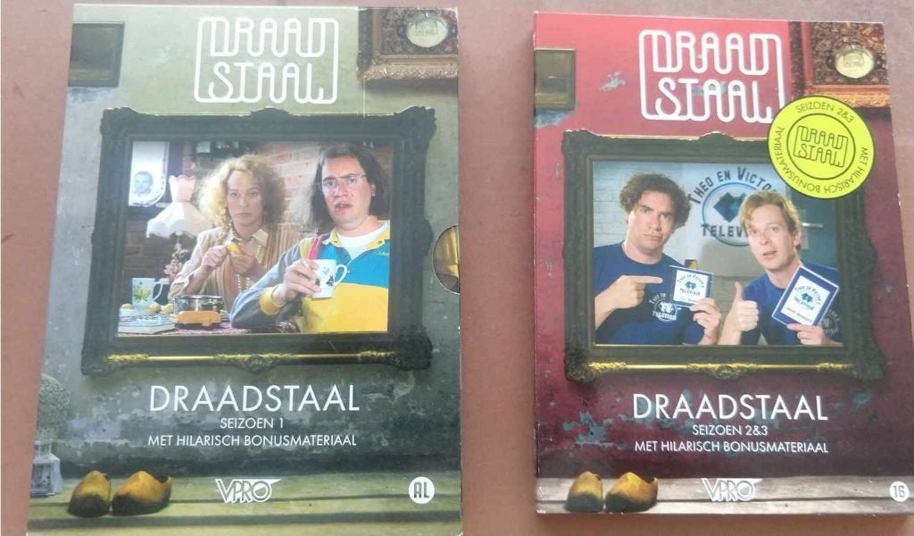 Draadstaal Seizoen 1 2 en 3 en meer + Neonletters, Vanaf 12 jaar, Ophalen of Verzenden, Zo goed als nieuw, Tv-programma of Sketches
