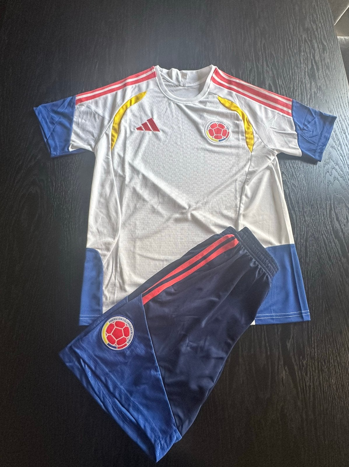 Colombia Trainings kit 26/27, Eén persoon