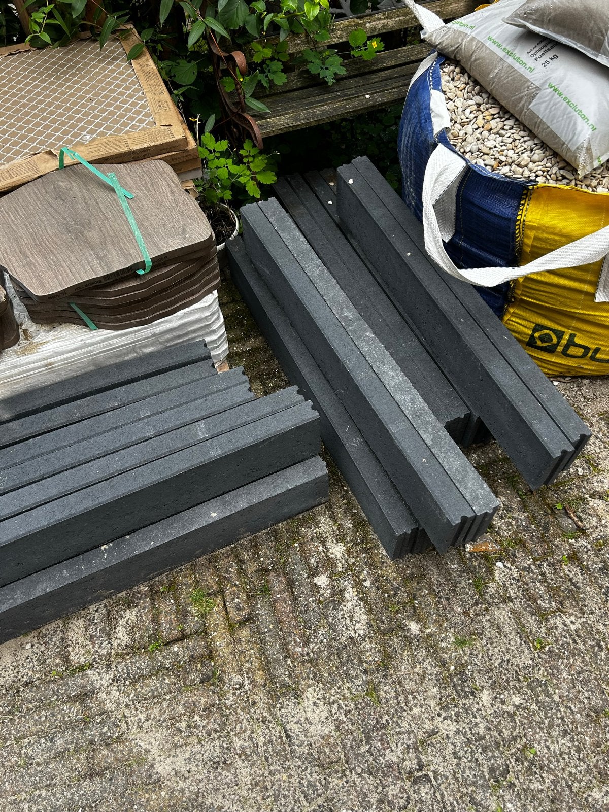 25 opsluitbanden Antraciet 5x15x100cm, Tuin en Terras, Ophalen, Overige typen, Nieuw, Minder dan 5 m²