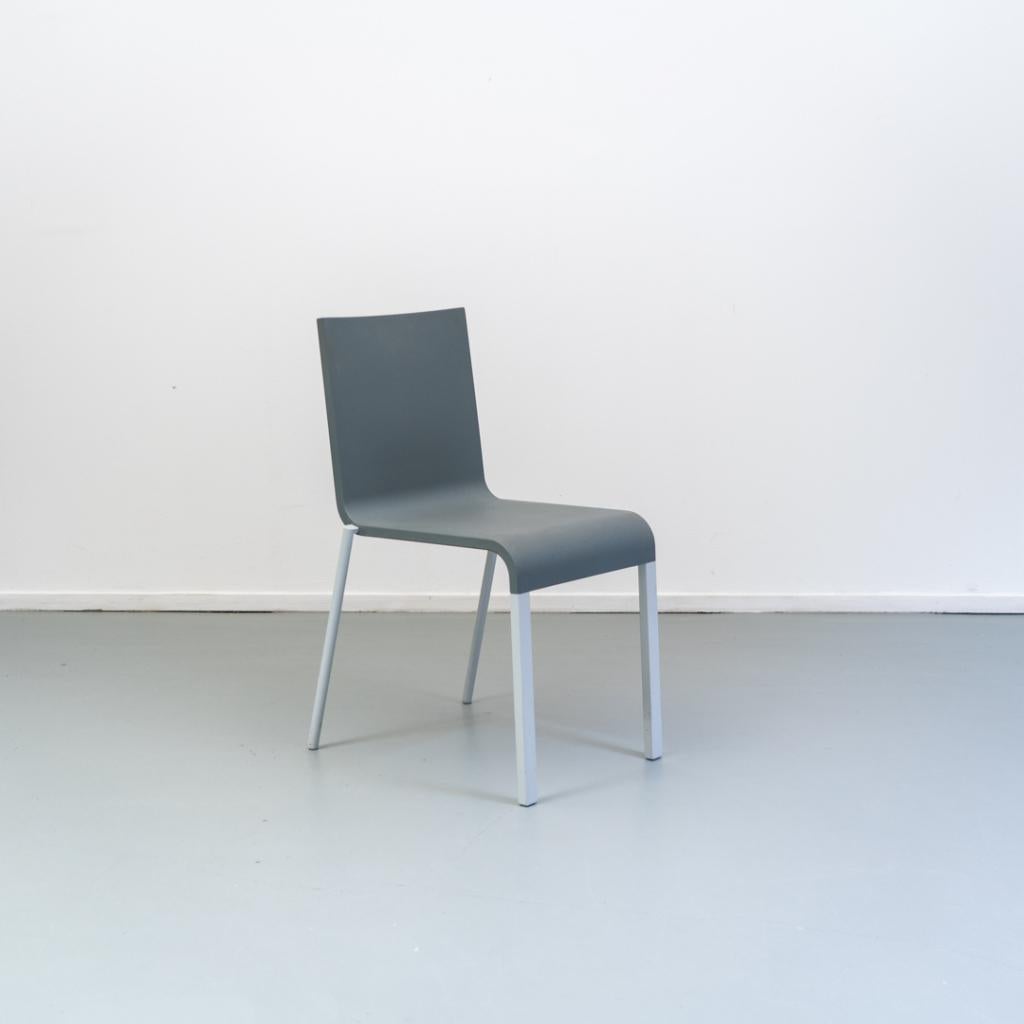 2x Vitra Maarten van Severen .03 Stoel Grijs - Stapelbaar, Niet ingevuld, Overige materialen, Niet ingevuld, Ophalen of Verzenden