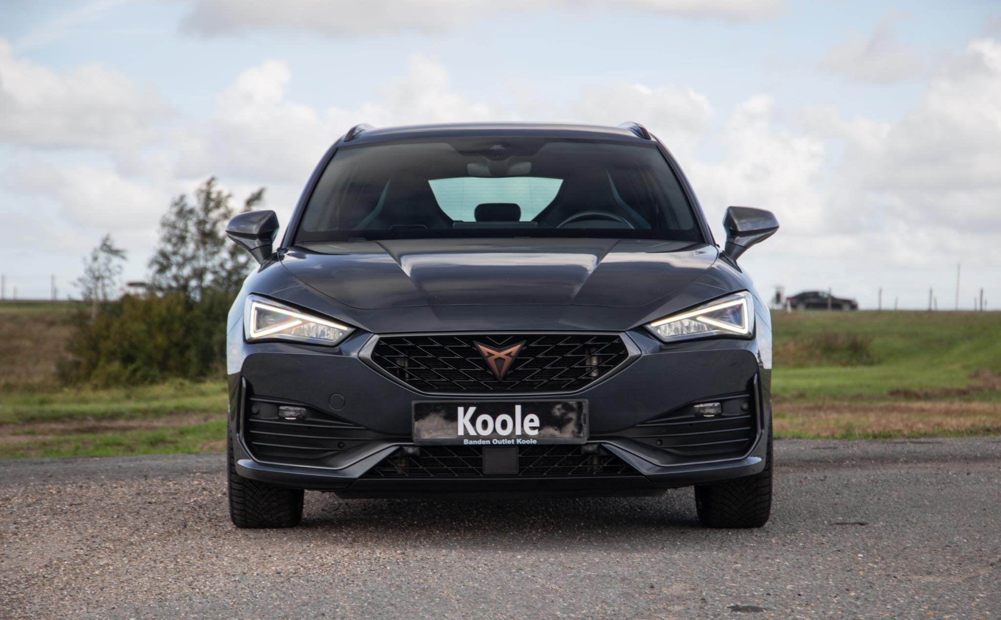 Cupra Leon 1.4i Plug-In Hybrid SPORTSTOURER / CARPLAY / CAME, Auto's, Dealer onderhouden, Stof, 4 cilinders, Leon
