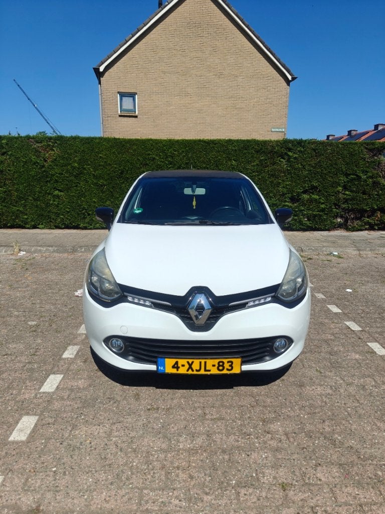 Renault Clio 1.5 DCi - ZUINIG!/AndroidAuto/LAGE KM STAND, Auto's, Voorwielaandrijving, Zwart, 4 cilinders, 96 €/maand