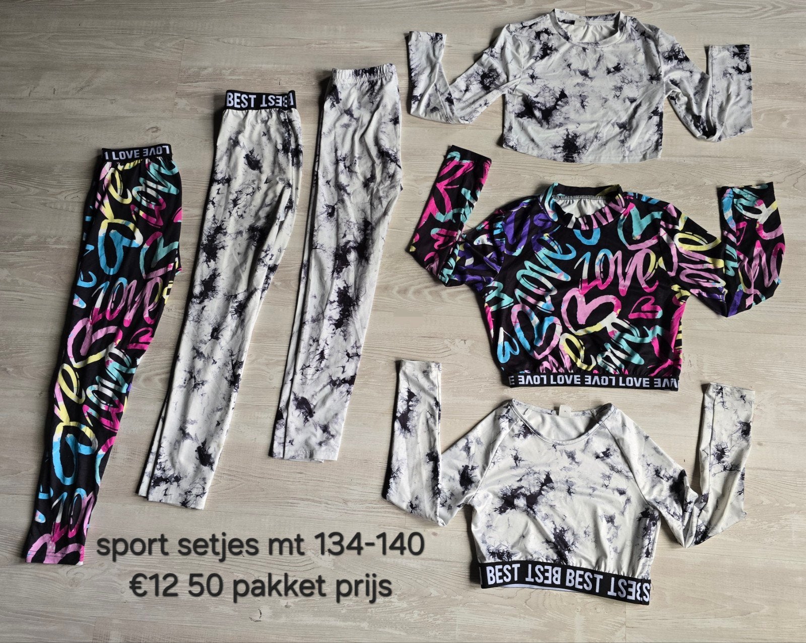 sportkleding setjes meisjeskleding mt 134-140, Kinderen en Baby's, Ophalen, Zo goed als nieuw, Meisje, Jurk of Rok