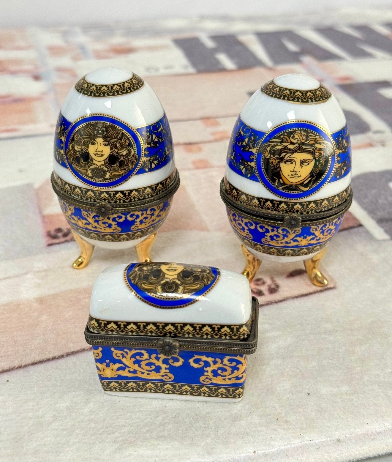 Fabergé ei eieren Versace Medusa SET blauw-wit faberge z/r, Ophalen of Verzenden
