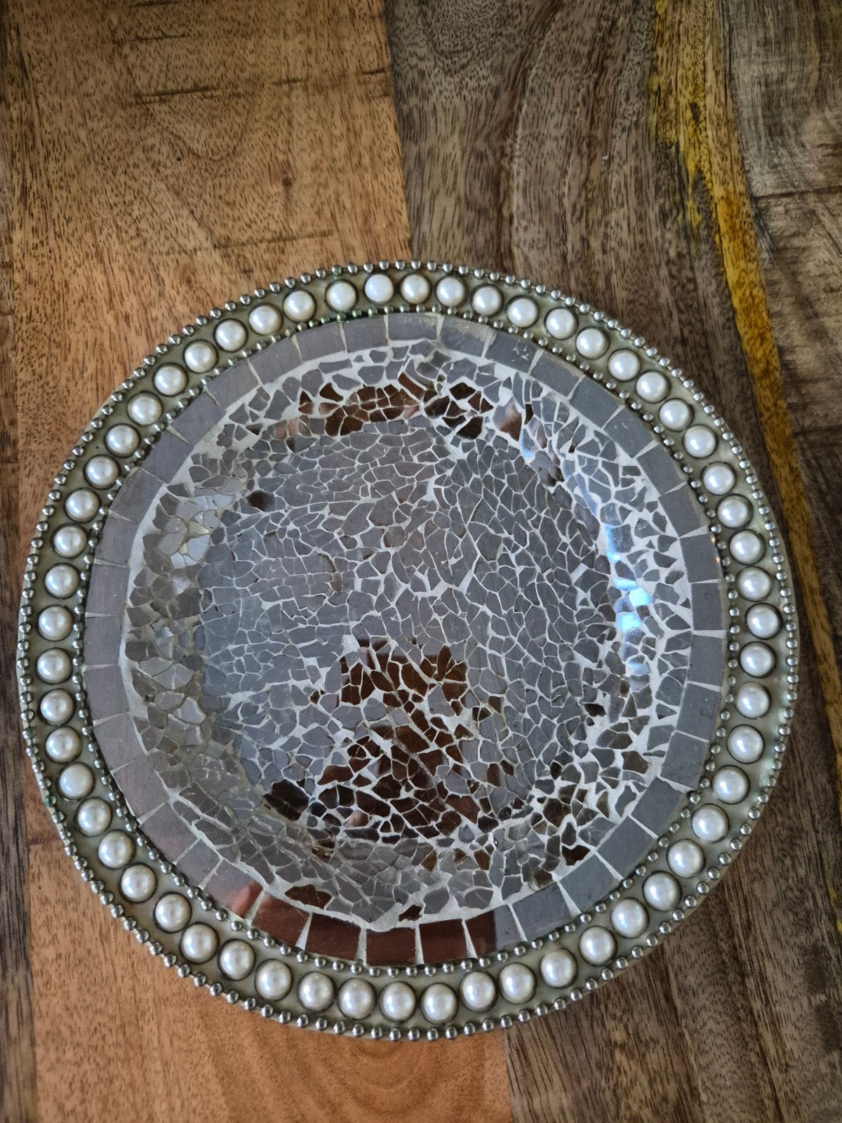 Decoratief mozaïek bord met parelmoer kralenrand, Ophalen, Gebruikt, Overige typen, Rond