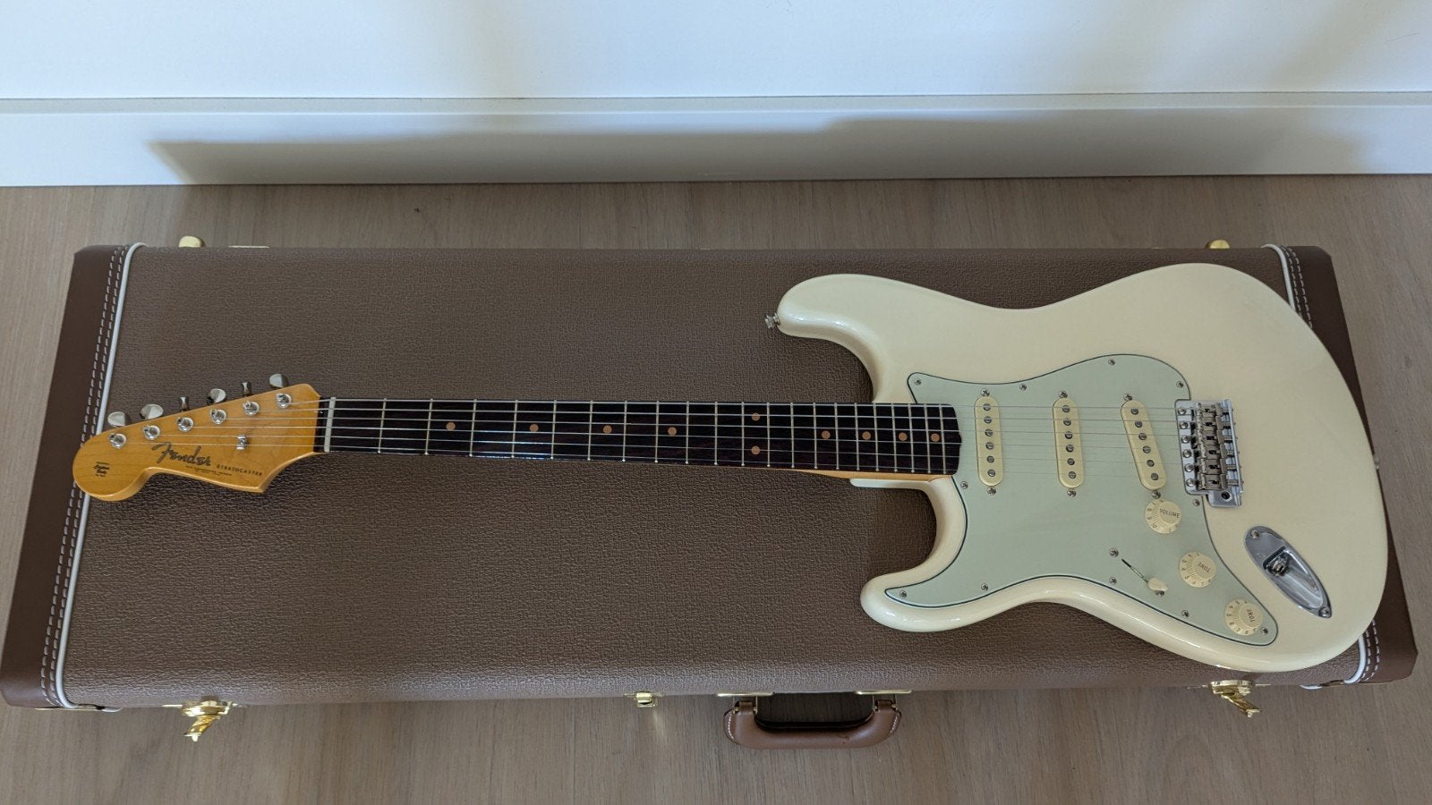 Fender American Vintage Stratocaster 1961 Left handed, Muziek en Instrumenten, Ophalen, Nieuw, Solid body, Fender