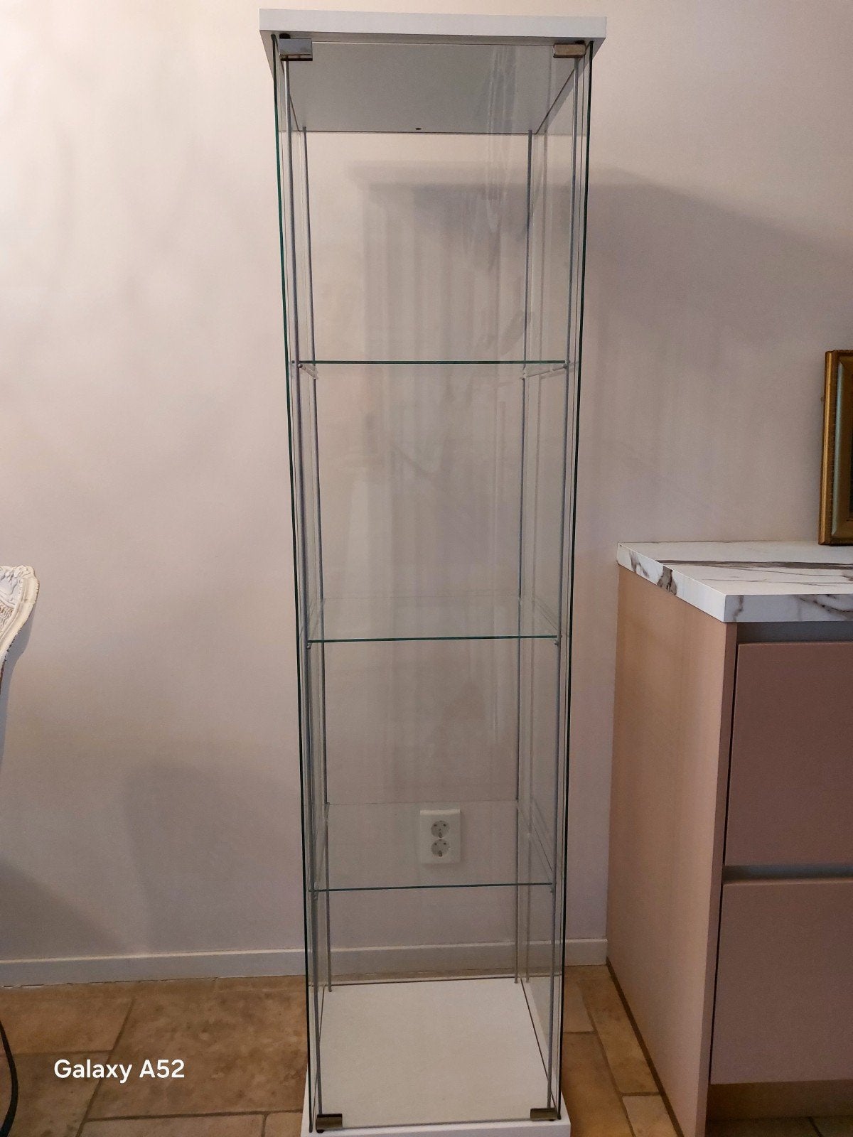 glazen vitrinekast €50, Ophalen, 25 tot 50 cm, Minder dan 50 cm, 150 tot 200 cm