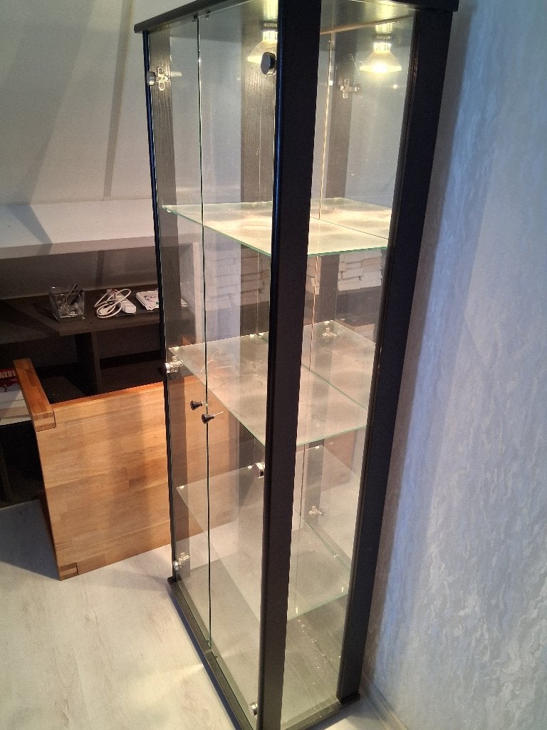 vitrine kast, Ophalen, Met plank(en), Gebruikt, Glazen