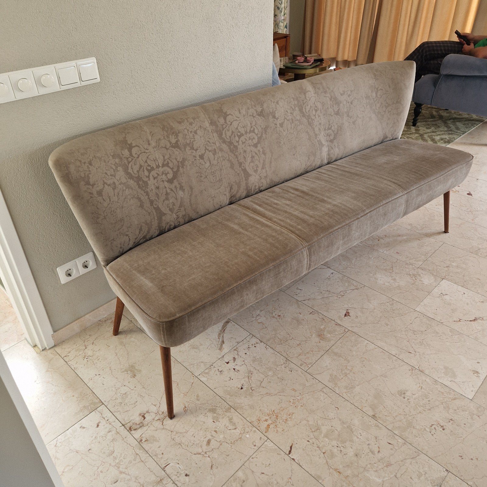 Eetkamerbank Dolly - Comfortabel en Stijlvol, Ophalen of Verzenden, Gebruikt, Hout, Modern, Klassiek