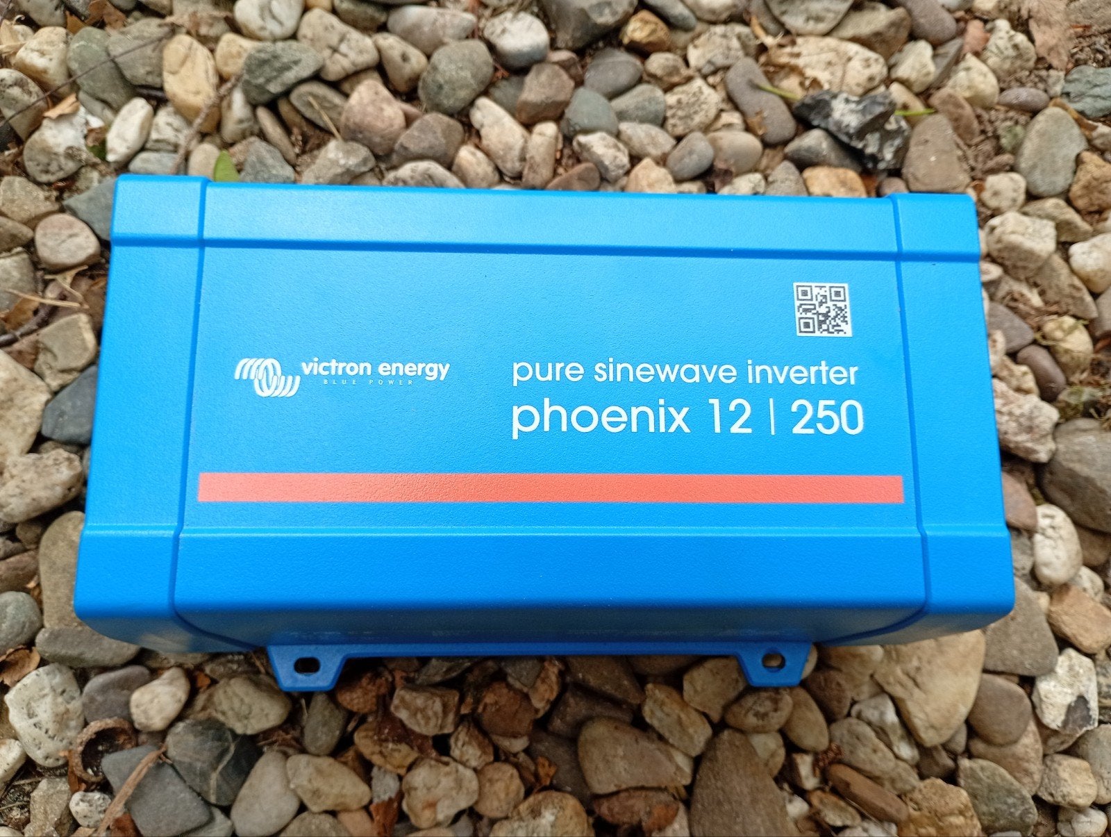 Victron omvormer Phoenix 12/220v - 250 watt, Ophalen of Verzenden