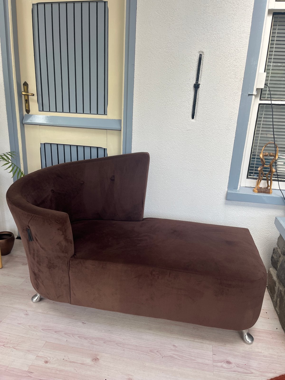 Bruine fluwelen chaise longue / sofa - zo goed als nieuw, Huis en Inrichting, Eenpersoons, Minder dan 75 cm, Ophalen of Verzenden
