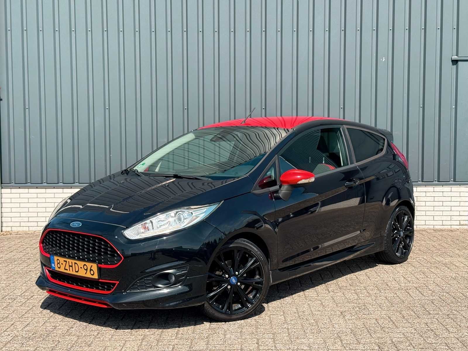 Ford Fiesta 1.0 EcoBoost Red/Black Edition | 8-ZHD-96 i, Auto's, Ford, Euro 5, Bedrijf, Fiësta, Hatchback