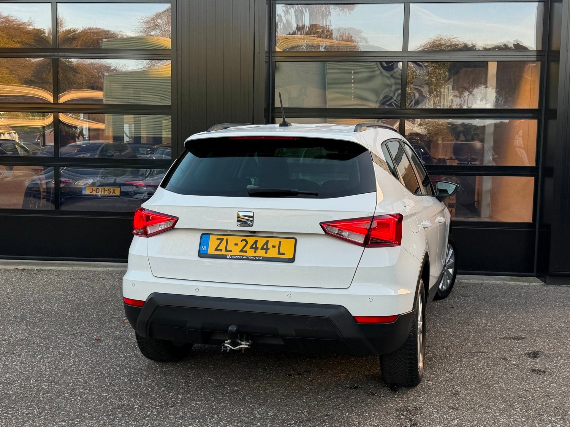 Seat Arona 1.0 TSI CarPlay Camera AdapCruise. Trekh., Voorwielaandrijving, Gebruikt, 95 pk, Origineel Nederlands