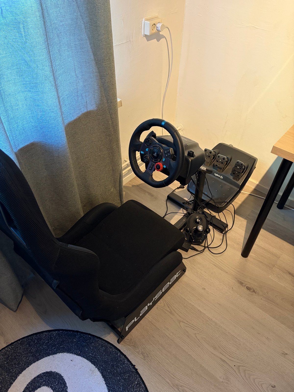Playseat met Logitech G29 stuur, pedalen en schakelpook, Ophalen, Racestoel, Force feedback, PlayStation