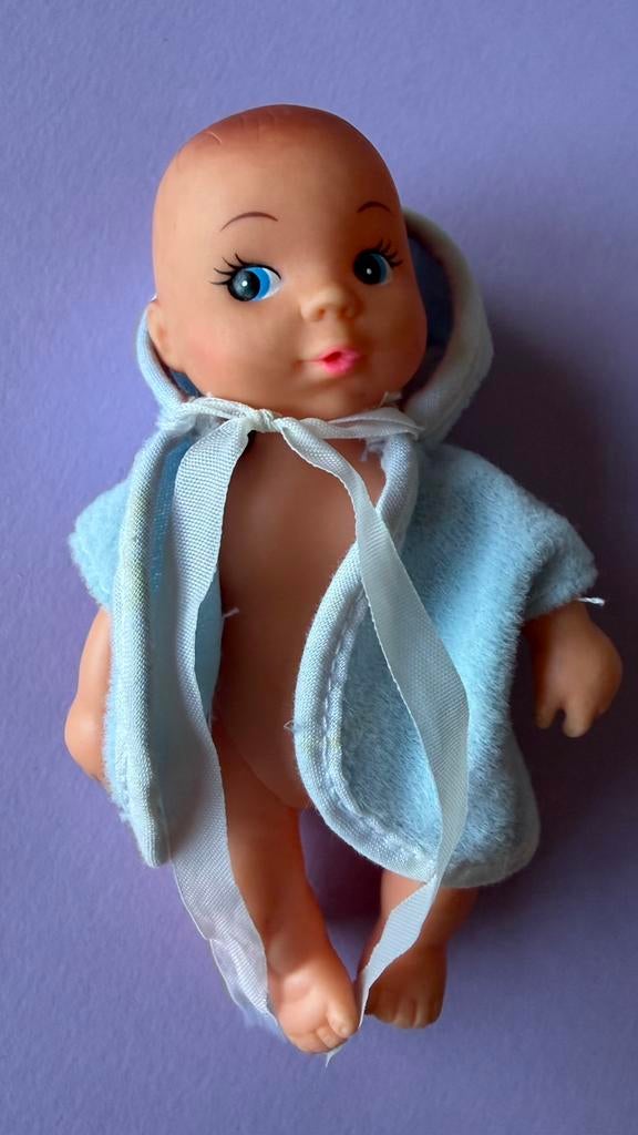 Barbie FLEUR BABY, Ophalen of Verzenden, Zo goed als nieuw, Kleertjes