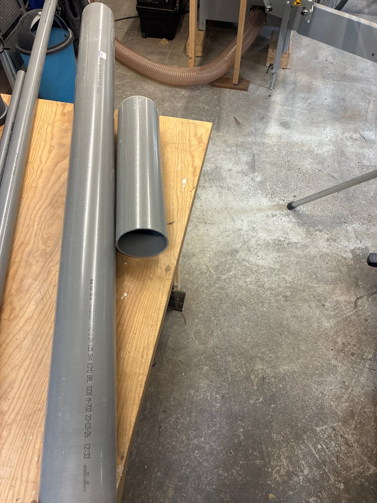 Grijze PVC buizen 125 mm nieuw. 160 en 50cm, Ophalen, Gebruikt, Pvc, 2 tot 4 meter