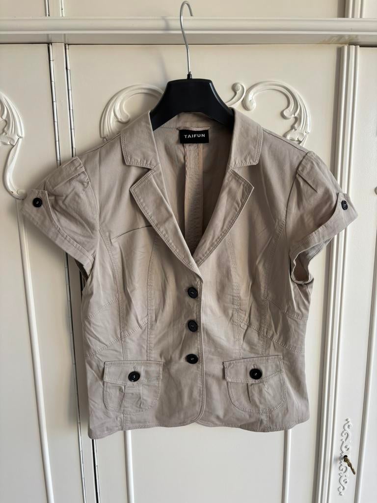 Nieuwstaat beige jasje Taifun maat 38, Maat 38/40 (M), Beige, Ophalen of Verzenden, Zo goed als nieuw