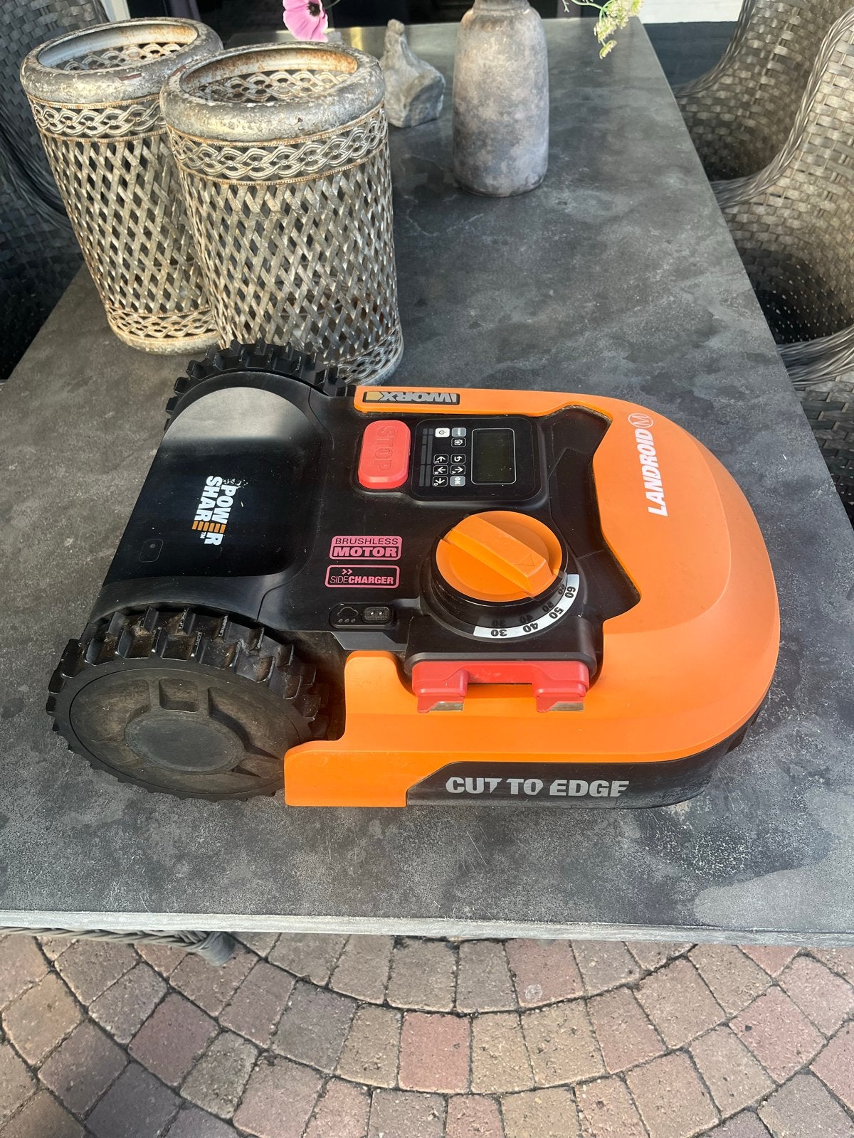 Worx Landroid M robotmaaier met alles om direct te maaien, Ophalen, Gebruikt, 20 tot 25 cm, Bestuurbaar via app