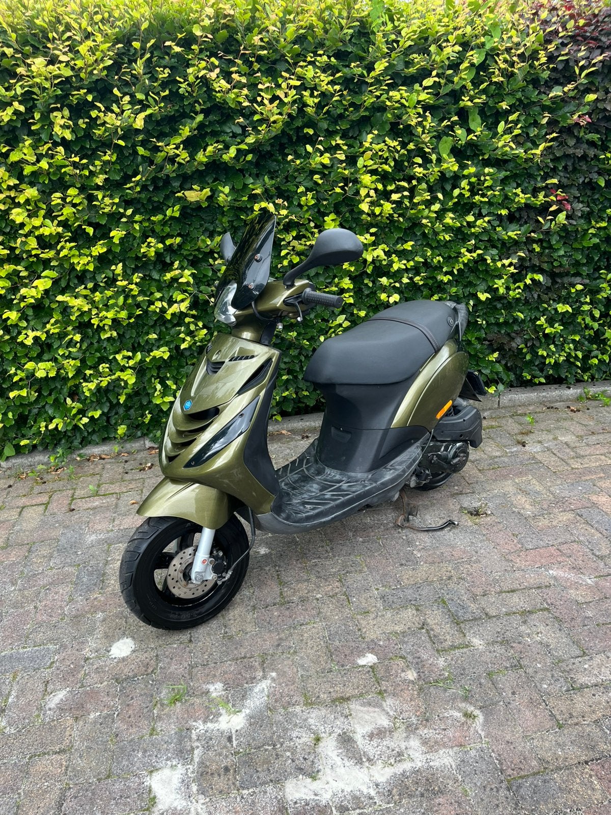 Piaggio zip 4 takt project, Ophalen, Zo goed als nieuw, Benzine, Zip