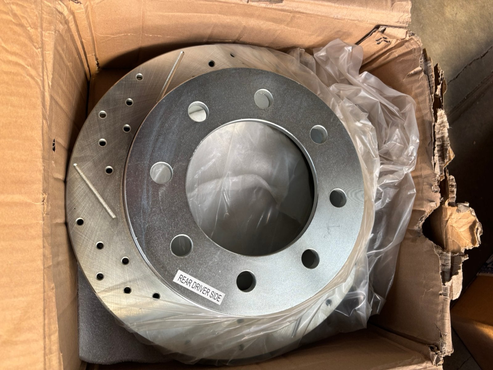 Remschijven achter Chevrolet/GMC2500 van 2002 tot 2012, Ophalen, Nieuw, Chevrolet