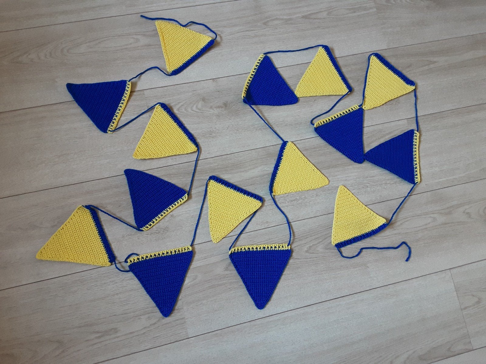 Vlaggetjes cambuur kleuren gehaakt, Diversen, Vlaggen en Wimpels, Ophalen of Verzenden, Nieuw