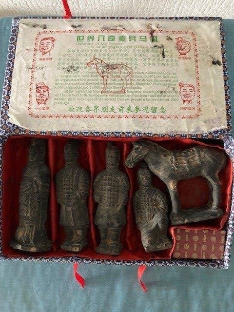Chinese Terracotta Leger set met doos, Antiek en Kunst, Ophalen of Verzenden