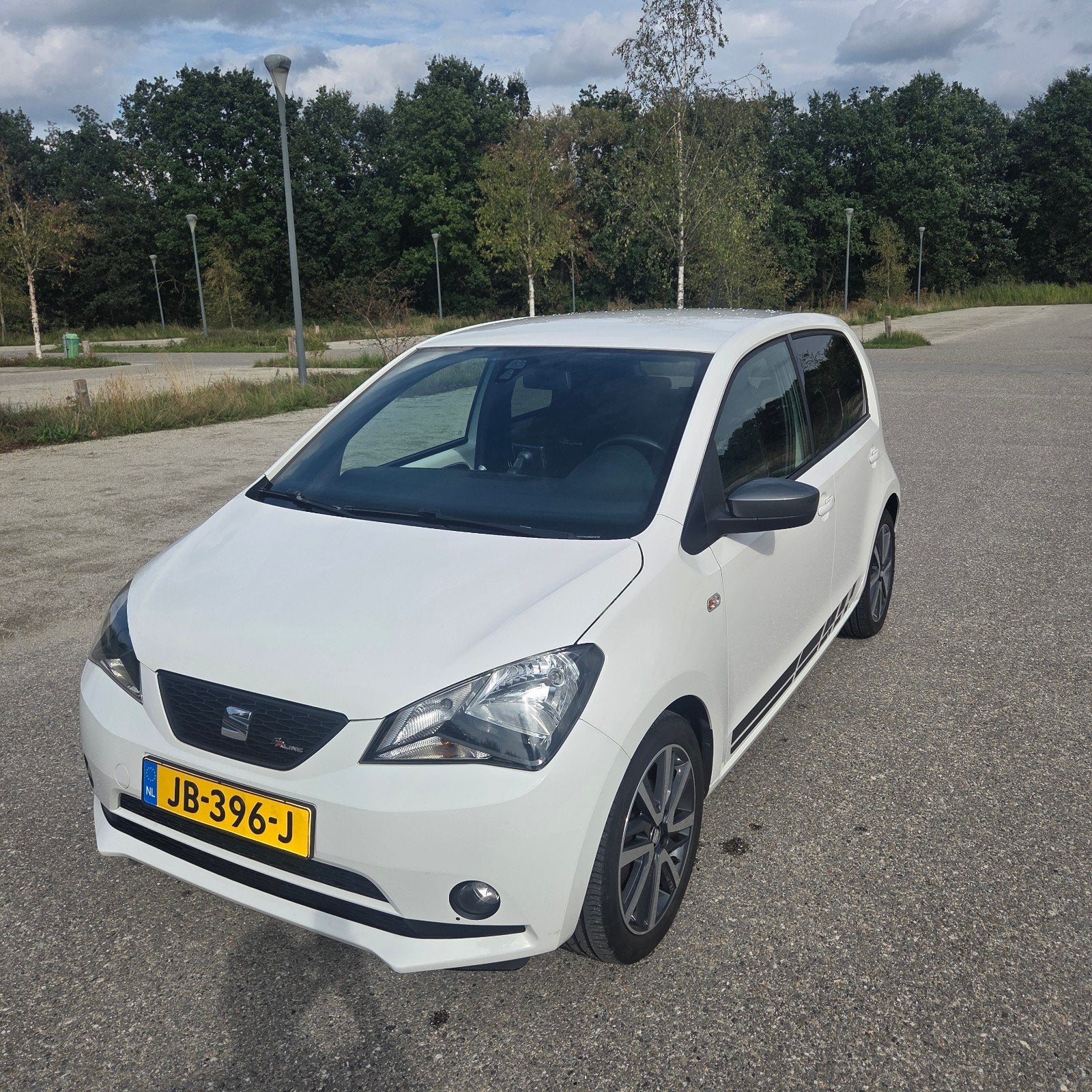 Seat Mii 1.0 44KW 2016 FR-line, Auto's, Voorwielaandrijving, 840 kg, 4 stoelen, Mii