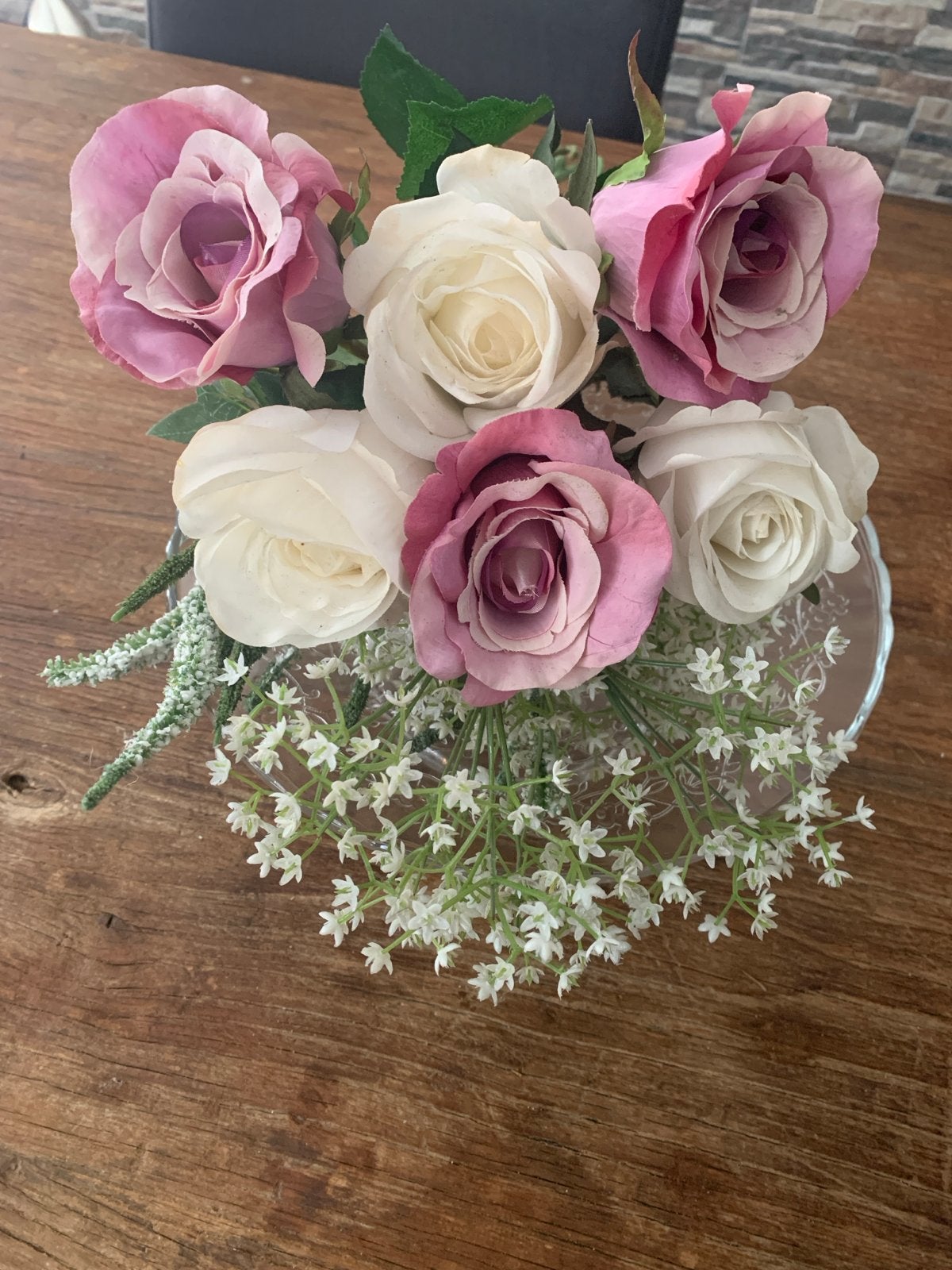 Prachtig boeket kunstbloemen: rozen in roze en wit, Ophalen, Binnen, Gebruikt, Overige materialen