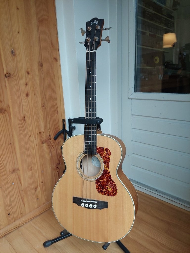 t.k. Guild electr.akoestische baby bass, Ophalen of Verzenden, Zo goed als nieuw, Semi-akoestisch