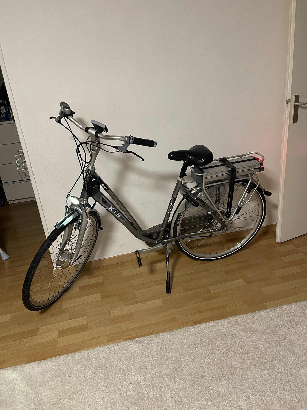 RIH OMEGA 2, 51 tot 55 cm, Ophalen of Verzenden, Zo goed als nieuw, Overige merken