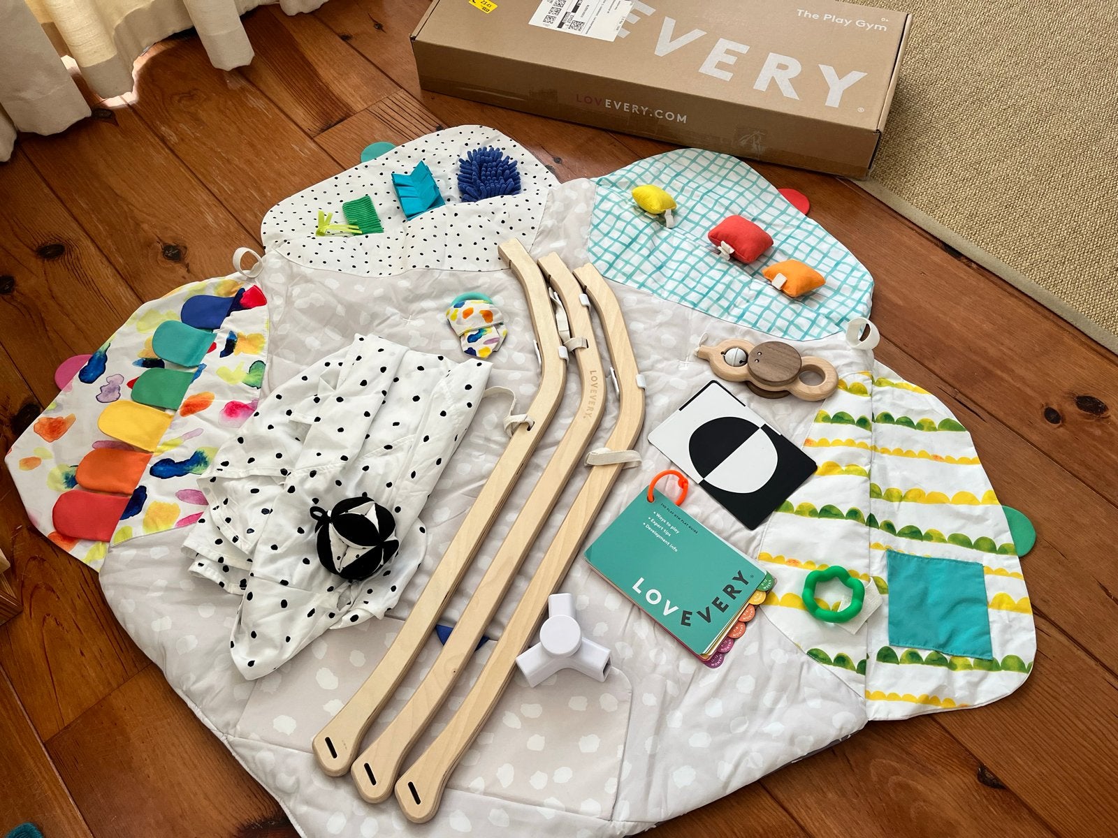 Lovevery The Play Gym - Zo goed als nieuw, Kinderen en Baby's, Ophalen of Verzenden, Zo goed als nieuw, Speelkleed