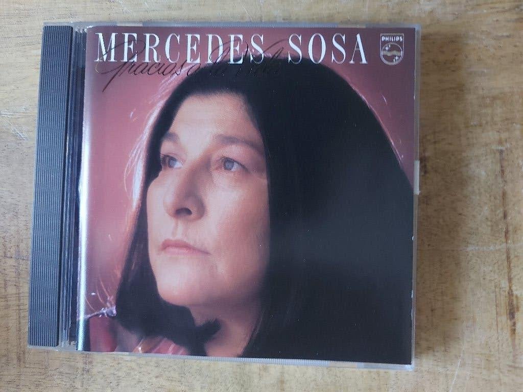 CD Mercedes Sosa – Gracias A La Vida, Ophalen of Verzenden, Zo goed als nieuw, Latijns-Amerikaans