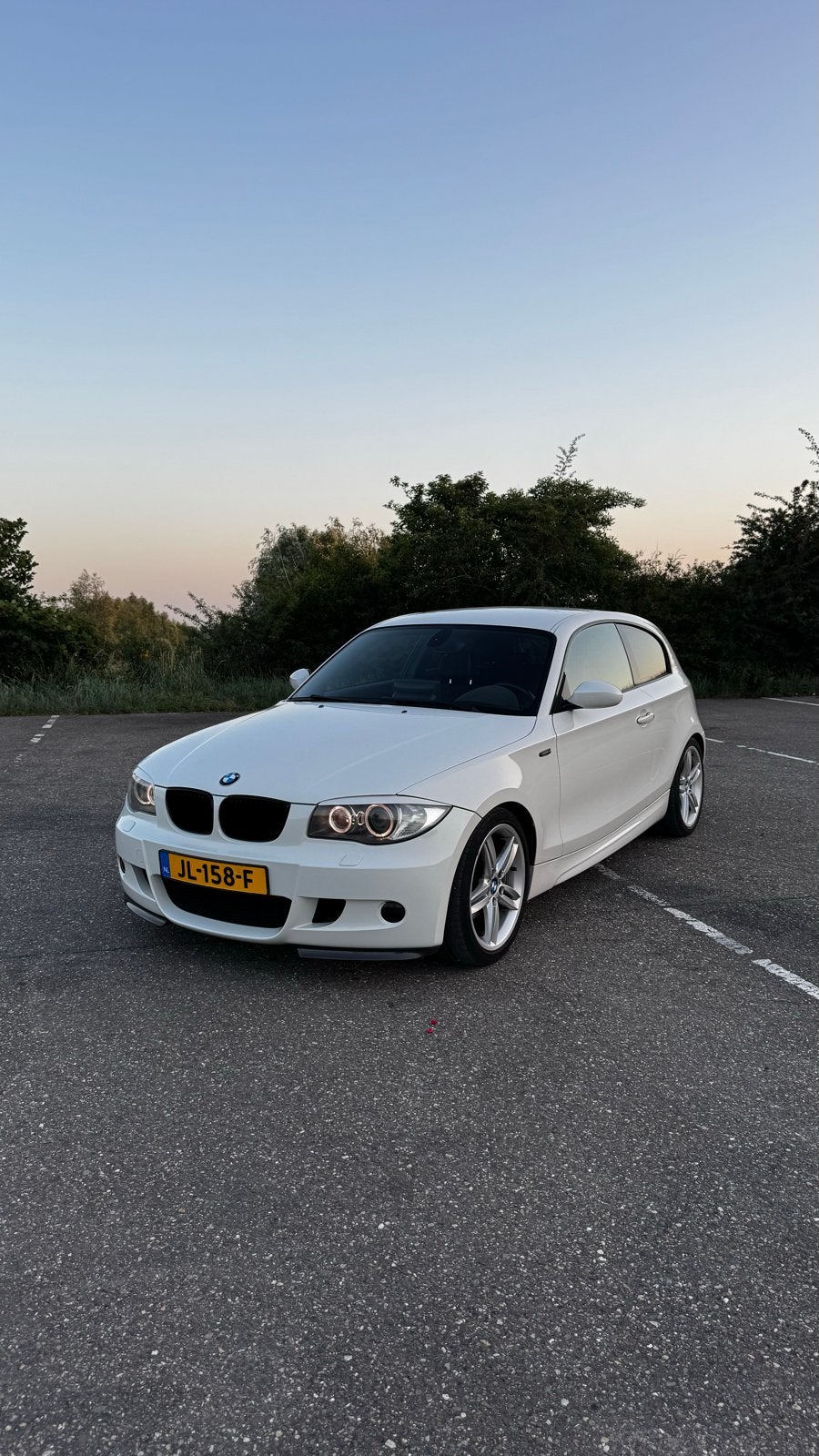 BMW 1-Serie 2.0 118I 3DR 2008 Wit, 1-Serie, Achterwielaandrijving, 1995 cc, 4 stoelen