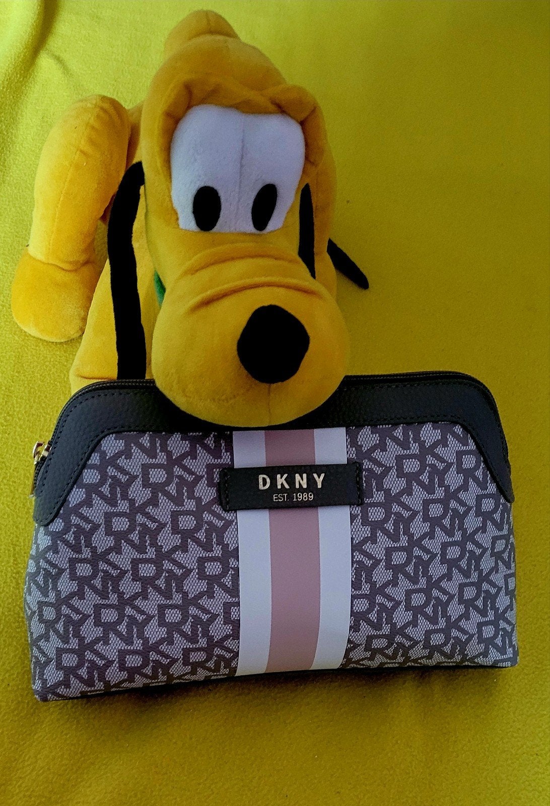 DKNY Make-up Tasje - Roze/Beige met Logo Print, Gehele gezicht, Nieuw, Ophalen of Verzenden, Roze