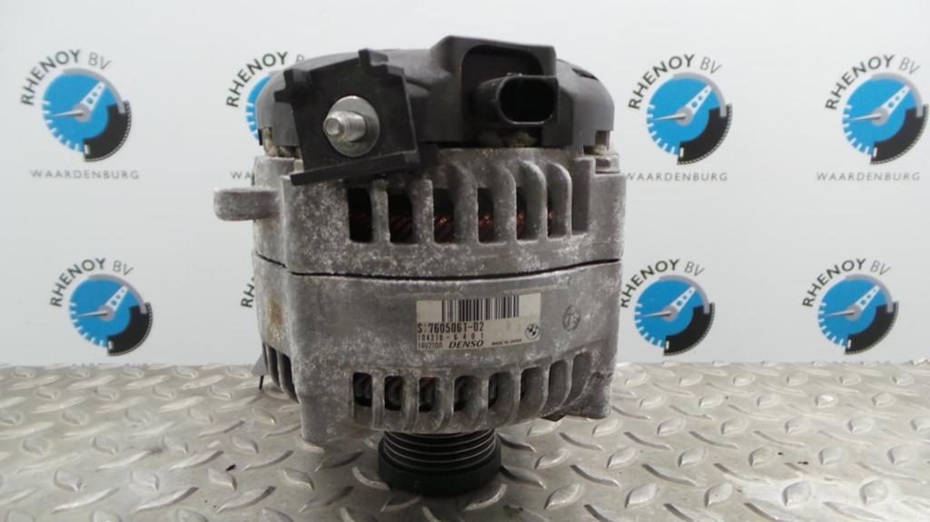 BMW 3 SERIES DYNAMO 2015, Ophalen of Verzenden, Gebruikt, Stiba lid