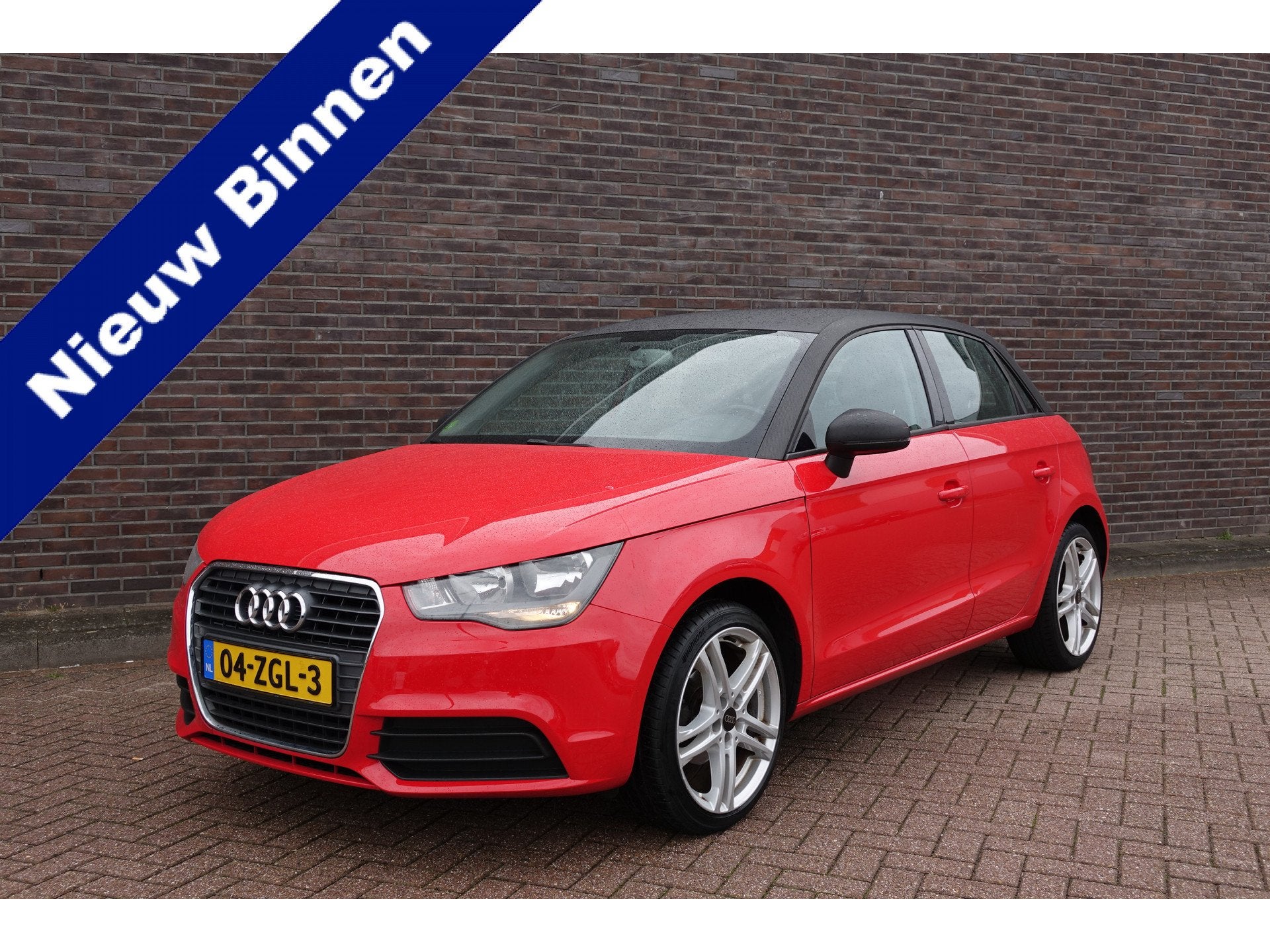 Audi A1 Sportback 1.2 TFSI Attraction Pro Line Business, nav, Voorwielaandrijving, Euro 5, 86 pk, 4 cilinders