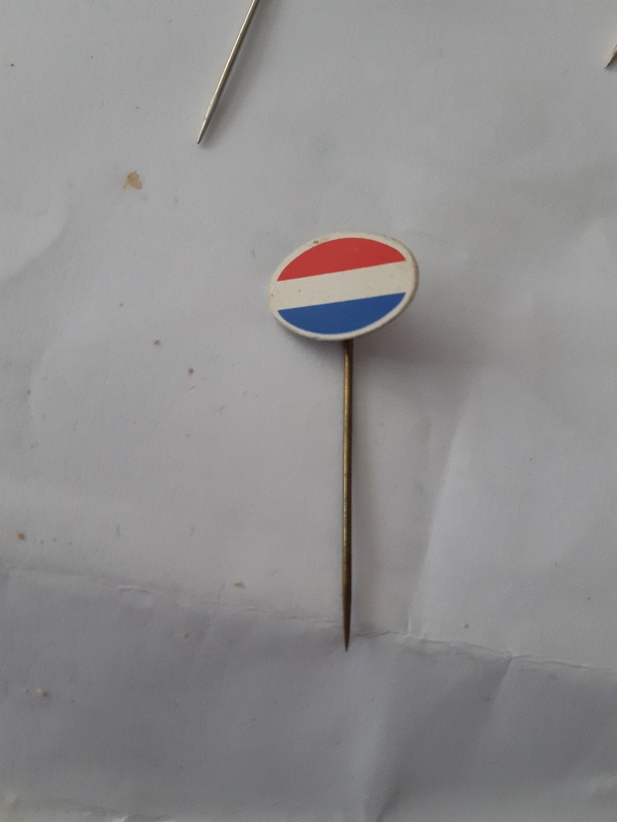 Speldje Nederland, Ophalen of Verzenden, Nieuw, Stad of Land, Speldje of Pin