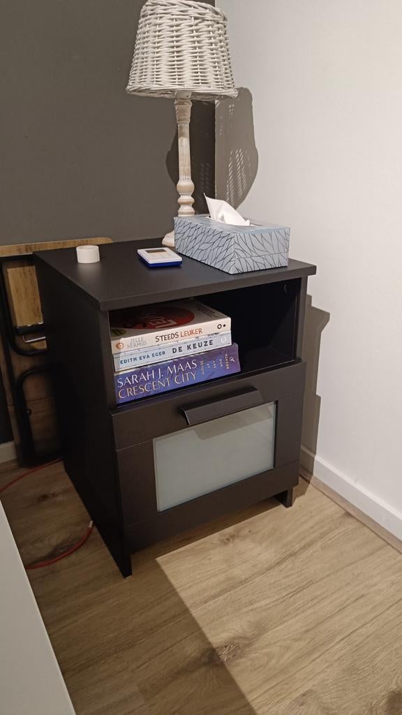 2x IKEA Brimnes nachtkastje, zwart, Huis en Inrichting, Gebruikt, Minder dan 45 cm, Hout, 55 tot 70 cm