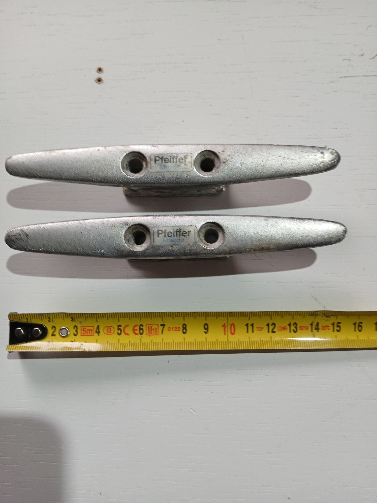2 kikkers, Ophalen of Verzenden